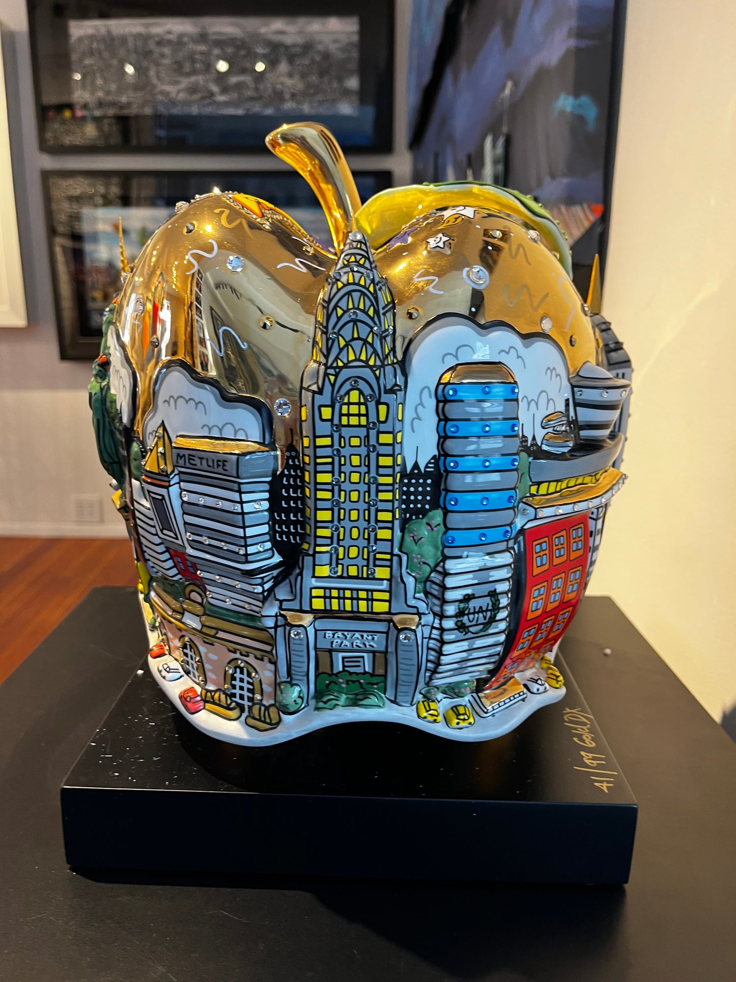 Pop Goes the Gold Apple