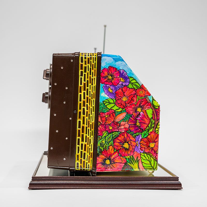 Wizard of Oz Hand Painted TV Sculpture