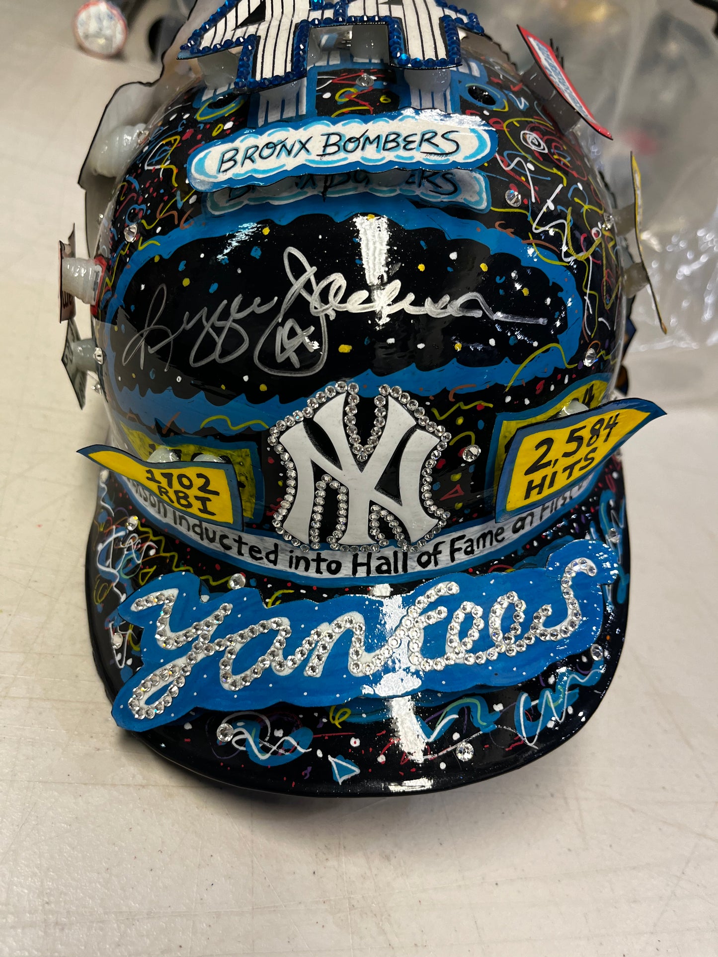 NY Yankees Reggie Jackson Signed Full size Batting Helmet
